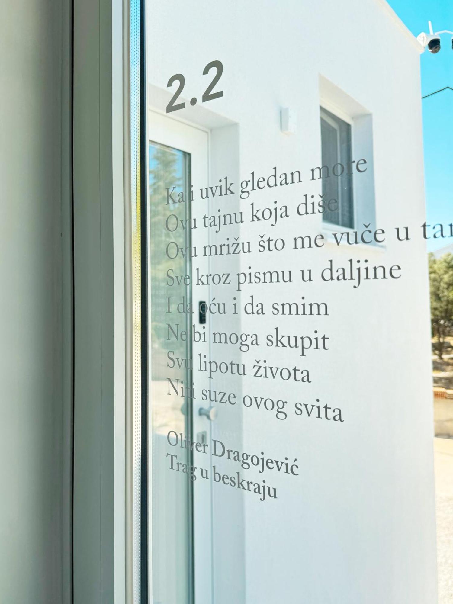 Sol Melba Boutique Studios - Maslinica Buitenkant foto